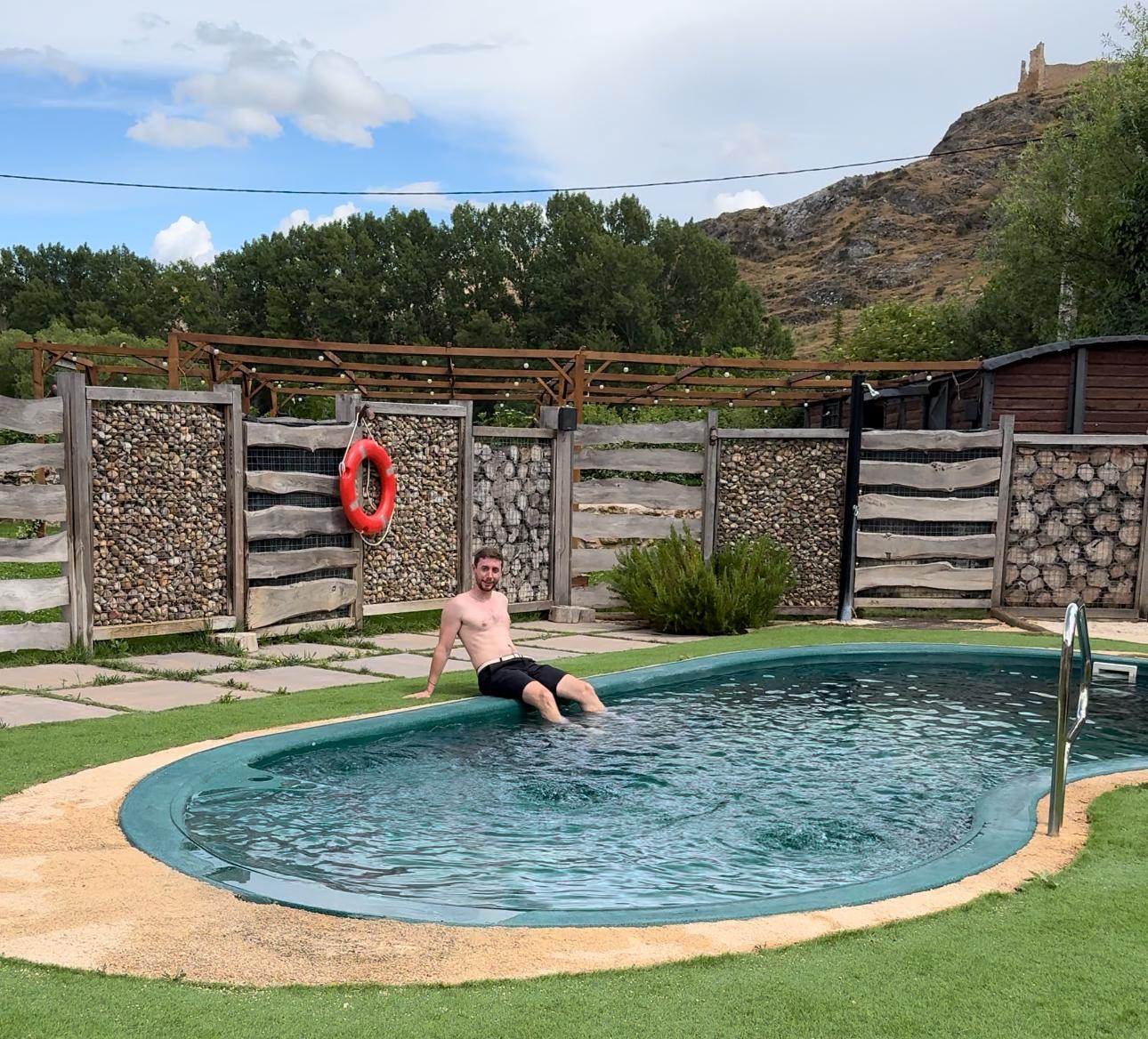 Hotel Don Marcos - piscina - descubriendo viajes