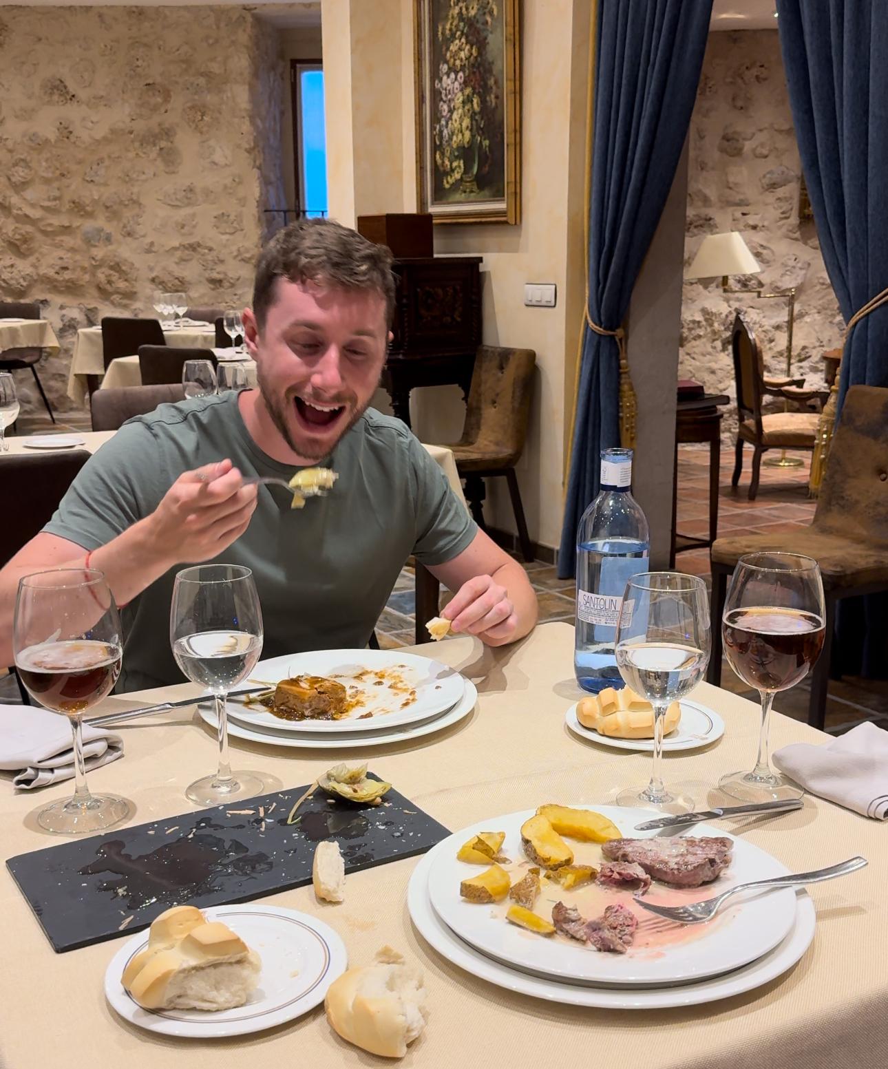 Plato de la cena en el restaurante del Hotel Castillo de Curiel