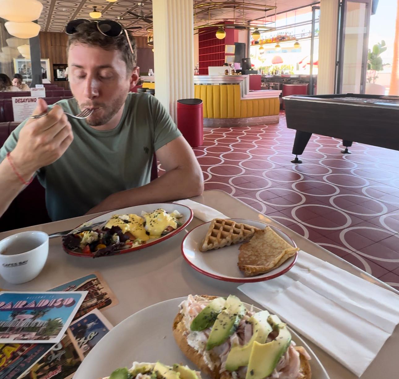 Hotel Romeos Ibiza - Cafeteria - Descubriendo Viajes (2)