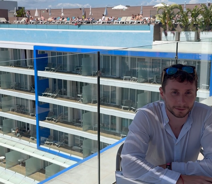 Cafeteria Rooftop Hotel L´Azure