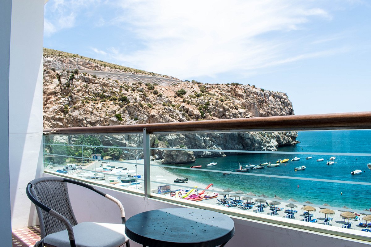 Vistas desde el Balcón Hotel Embarcadero de Calahonda de Granada - Descubriendo Viajes