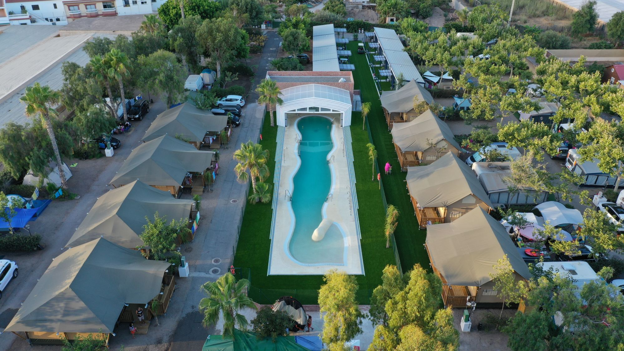 Camping Don Cactus con toboganes - Granada - Descubriendo Viajes