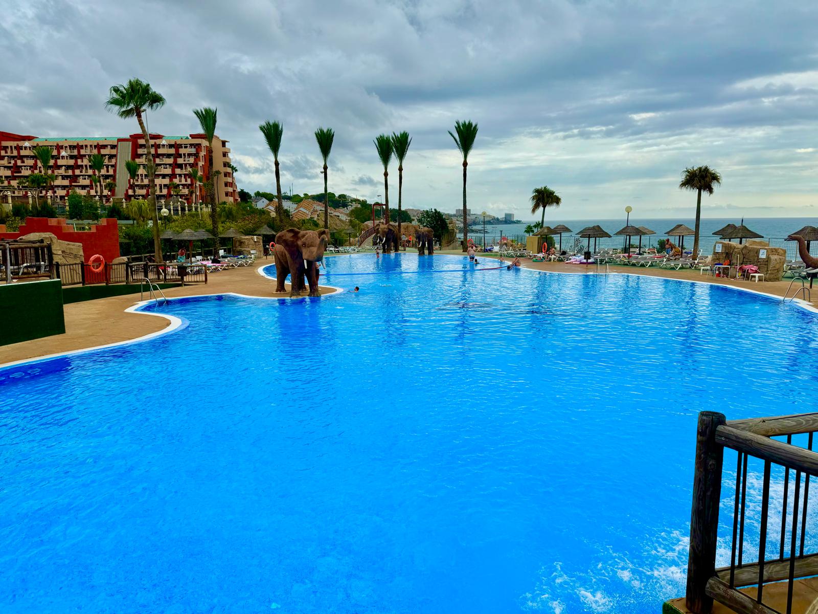 Descubriendo Viajes - Hotel Holiday World Polynesia - Hotel con parque acuático en Malaga Andalucia (2)