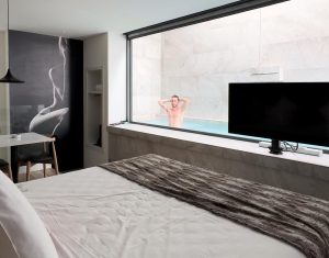 Hotel Loob Valencia - Descubriendo Viajes (1) Suite con piscina privada y jacuzzi privado