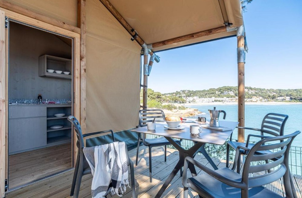 Camping torre de la mora - descubriendo viajes