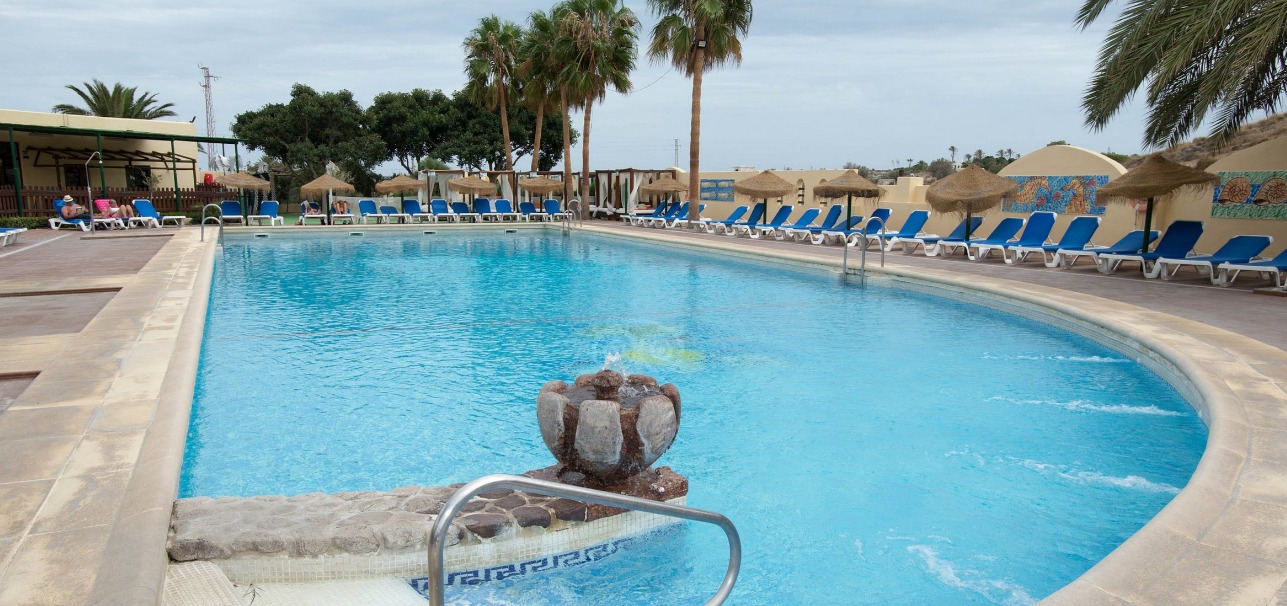 camping los escullos - Descubriendo Viajes