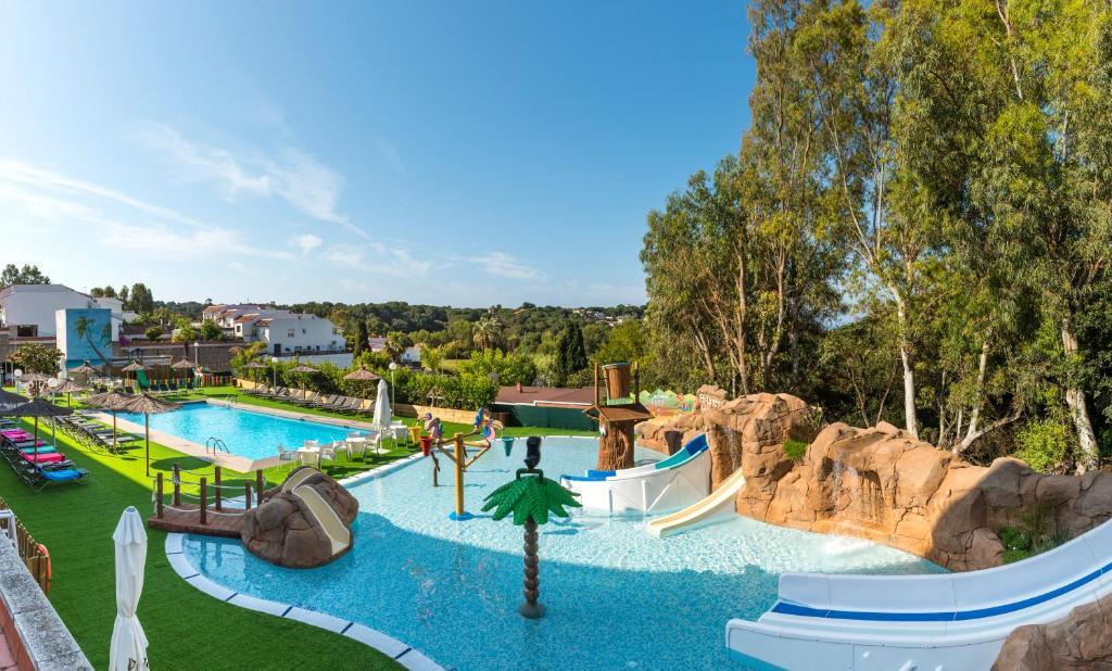 Apartaments Els Llorers - Descubriendo Viajes