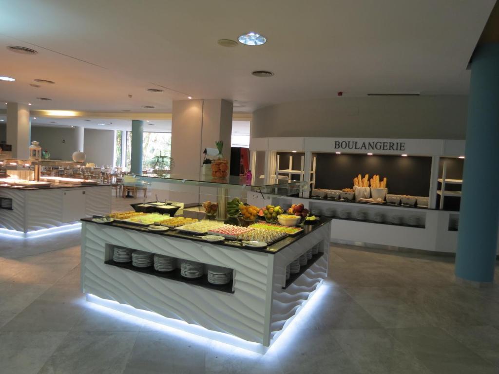 Hotel Advise Reina Almería - Descubriendo Viajes