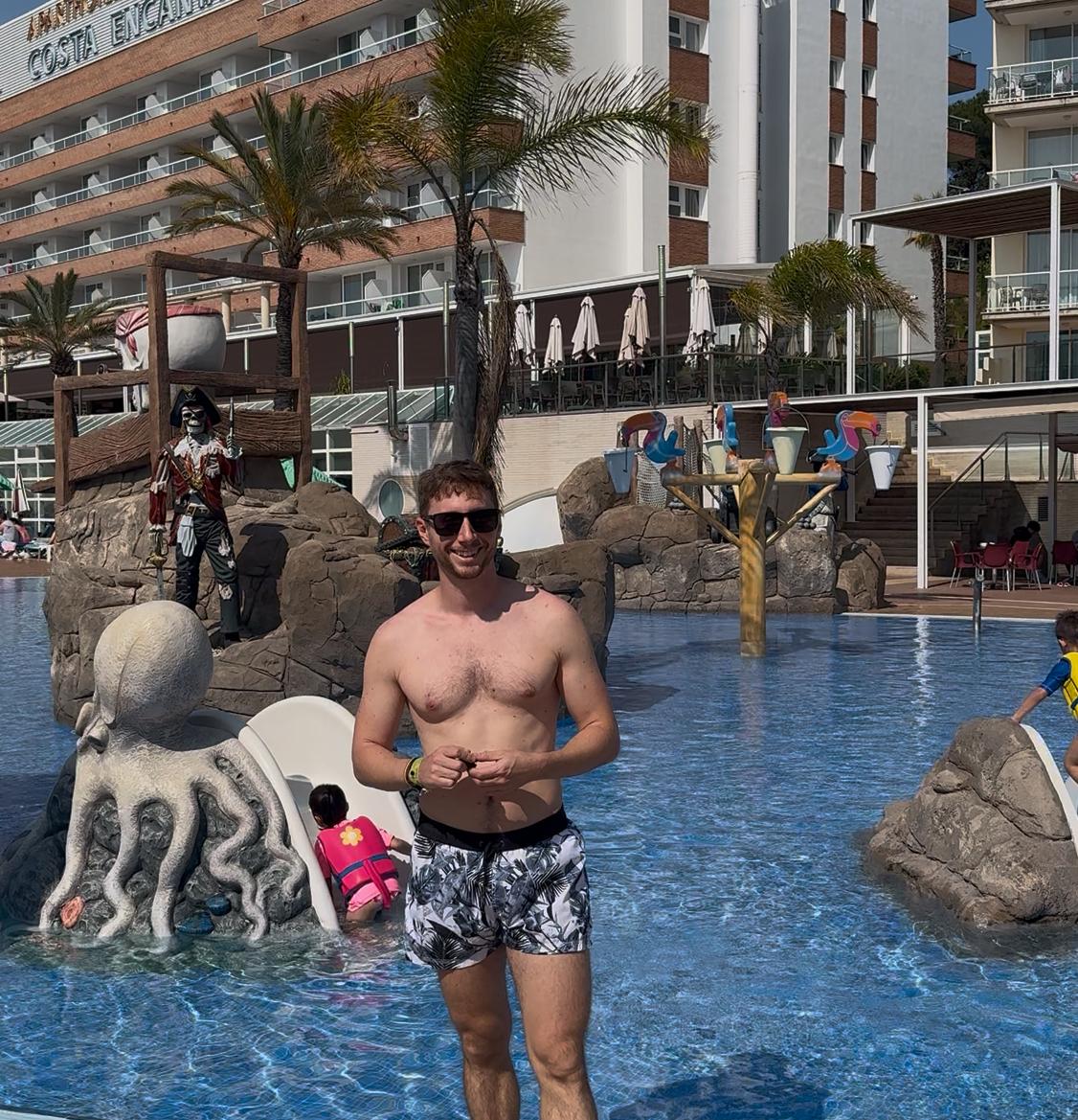 Apartahotel costa encantada - Descubriendo Viajes 2025 lloret de mar