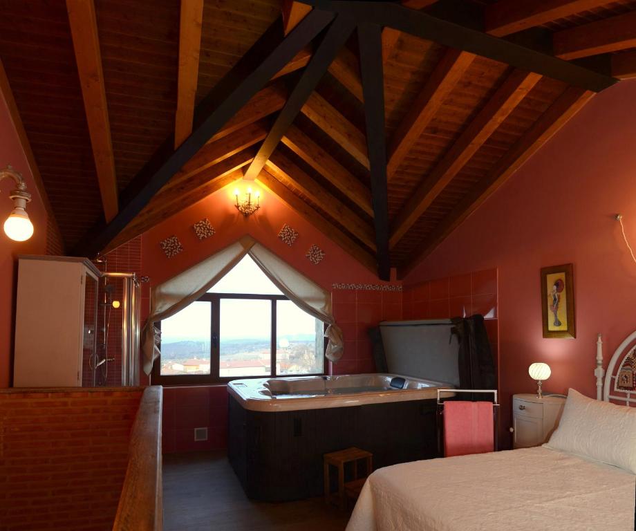 Hotel con jacuzzi privado el carmen fresa avila (1)