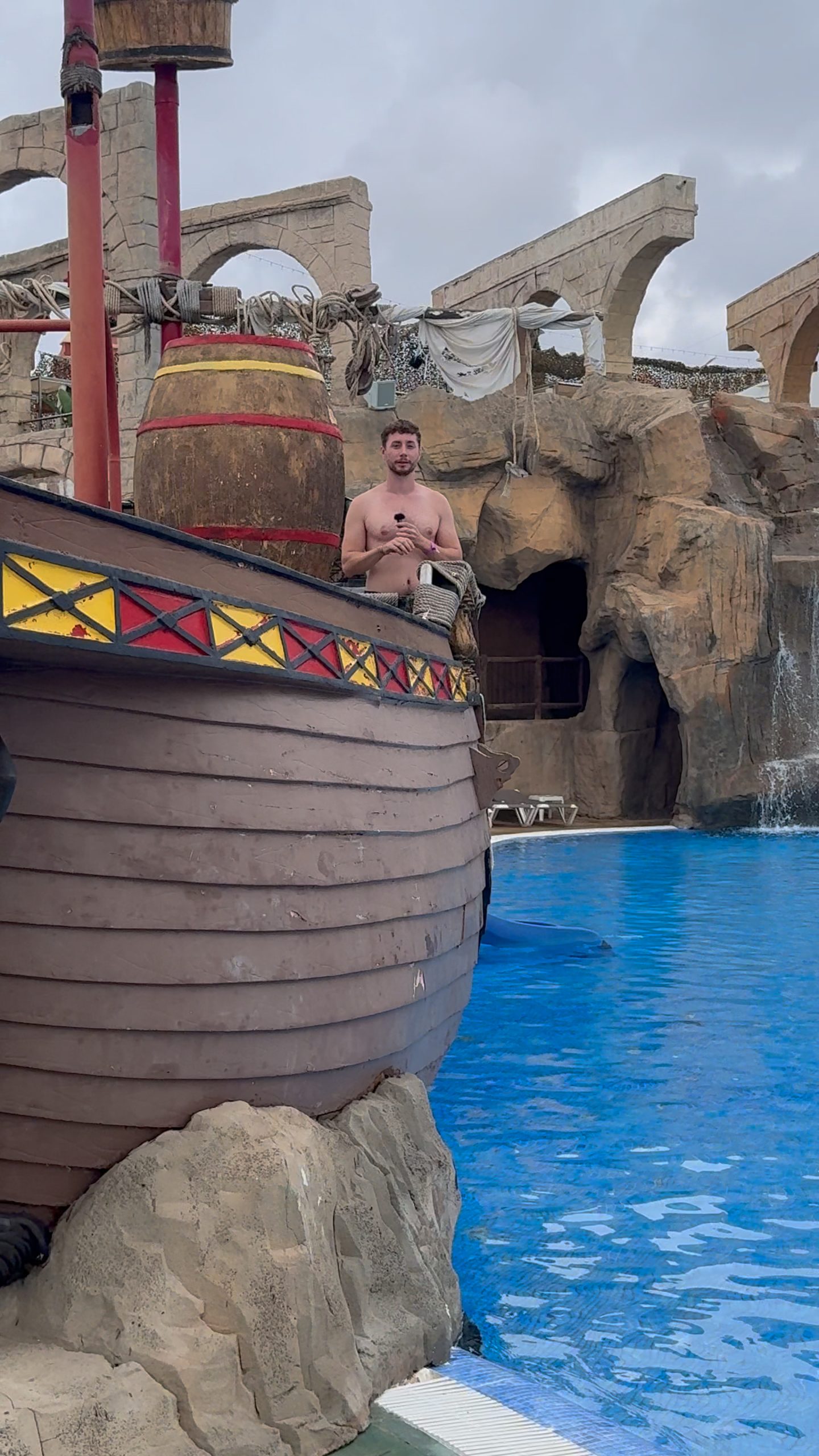 Barco Holiday world - Descubriendo viajes