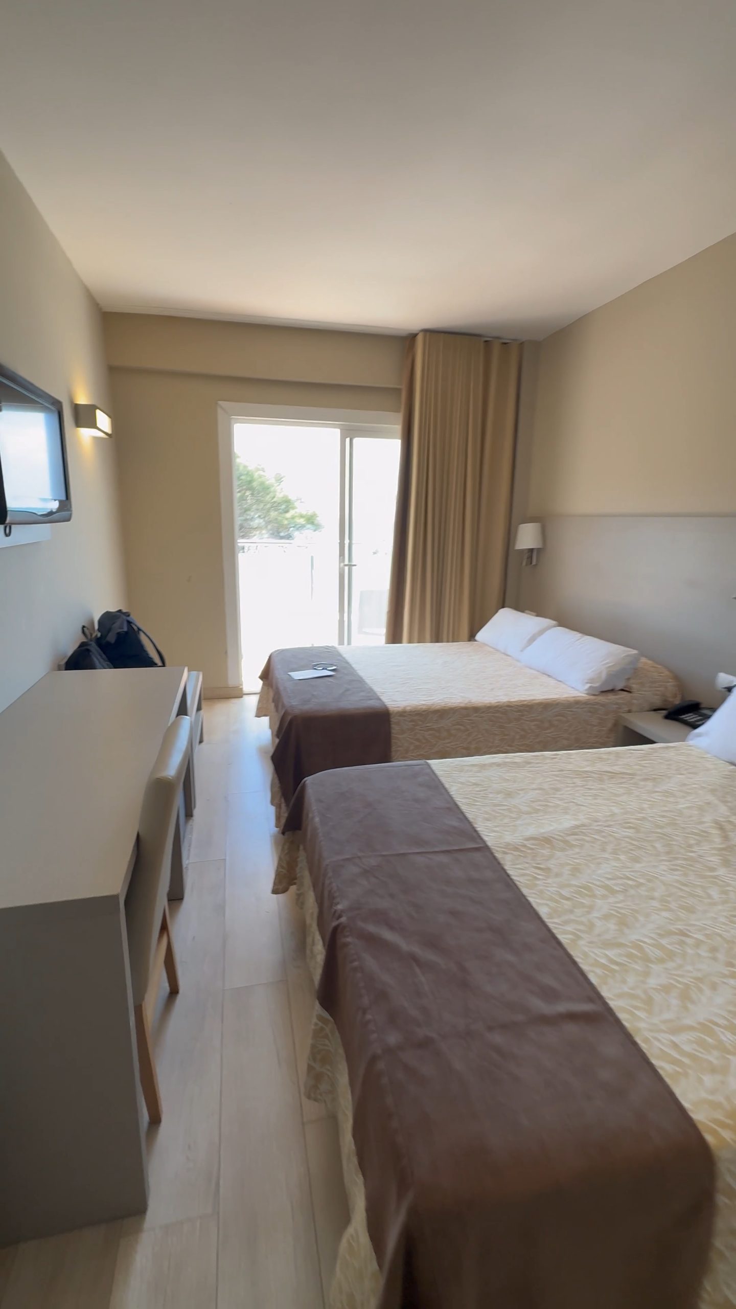 Habitacion Best Cap Salou - Descubriendo Viajes