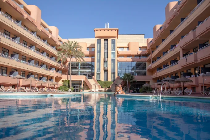 Hotel advise reina - descubriendo viajes