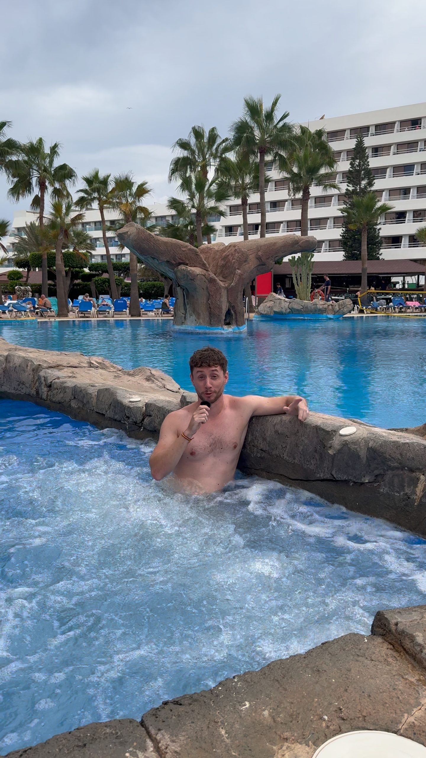 Jacuzzi Playa capricho - Descubriendo viajes