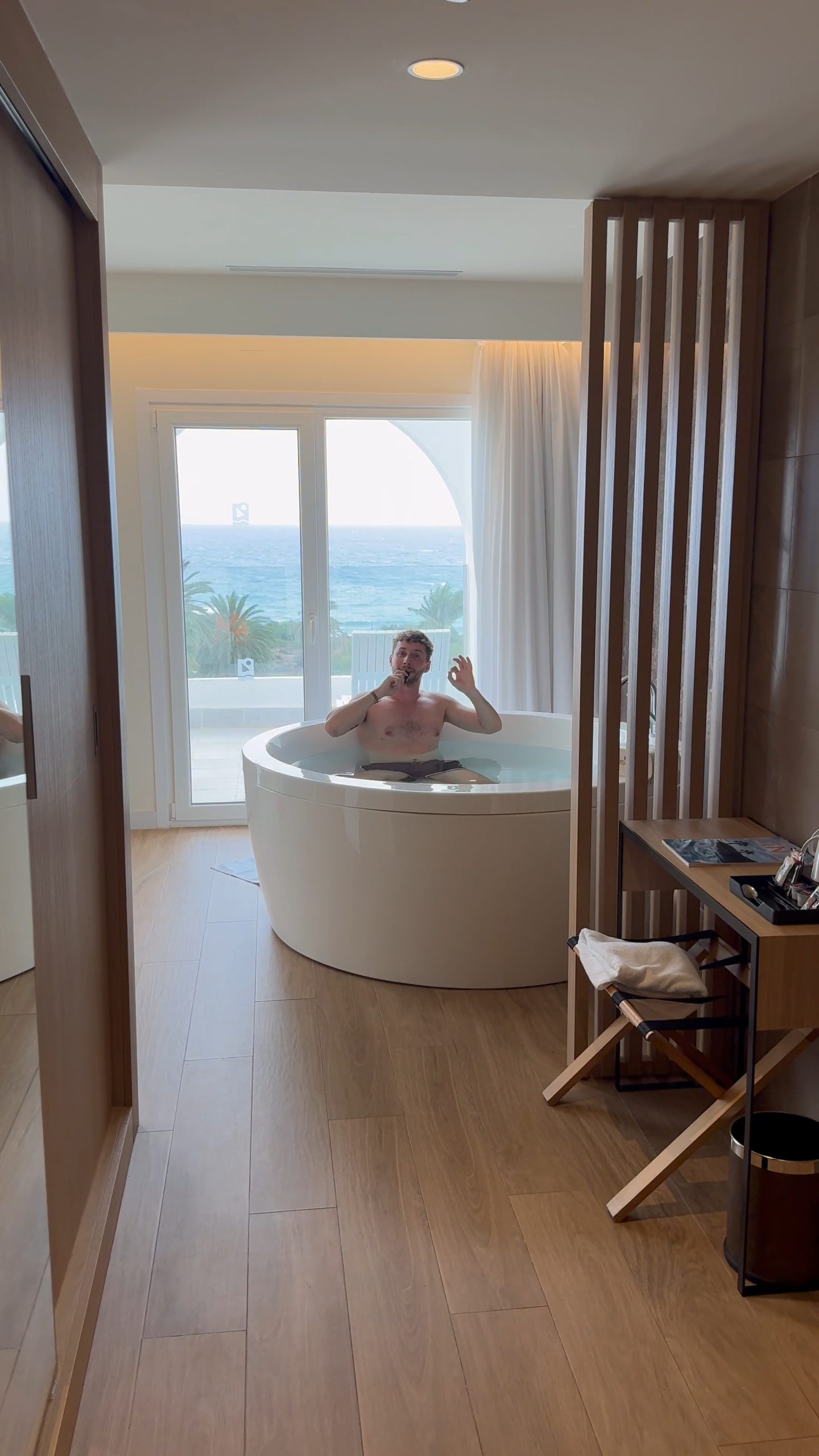 Jacuzzi Playa mojacar - Descubriendo viajes