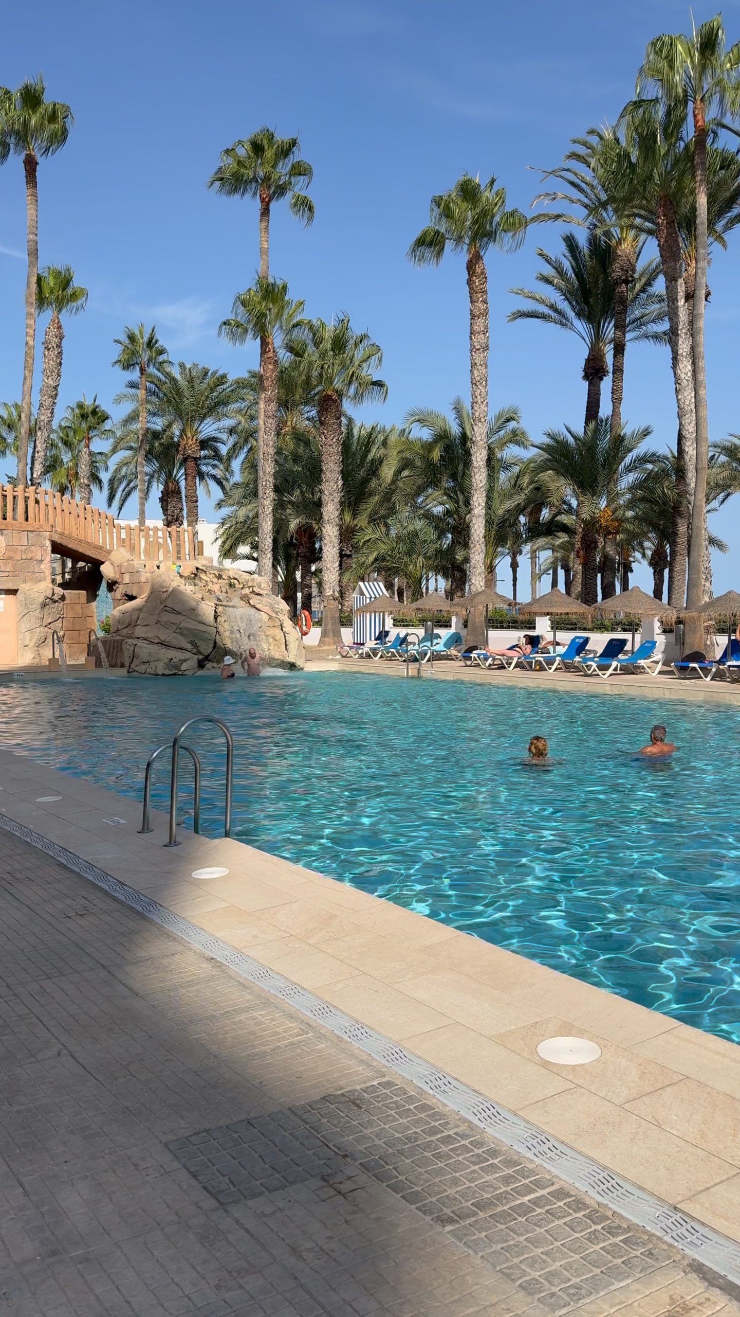 Piscina Playa Dulce - Descubriendo viajes