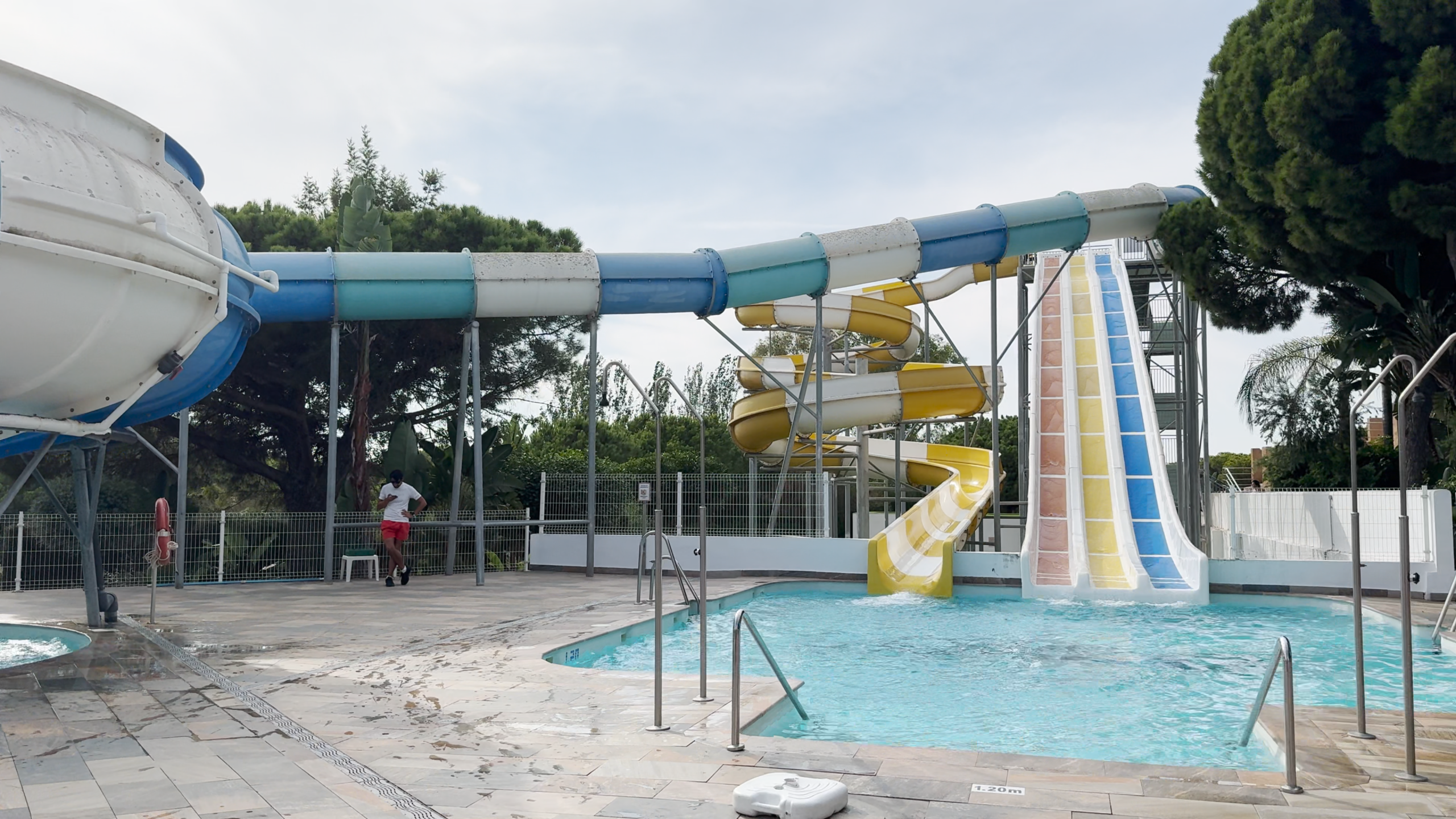 Toboganes Playa Cataya - descubriendo viajes