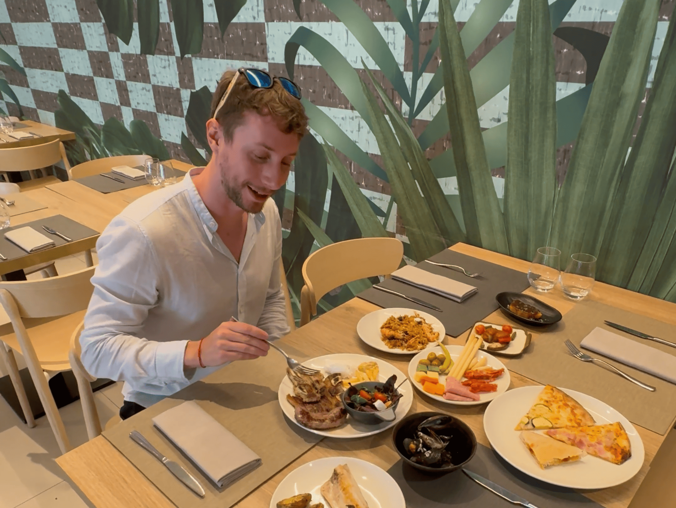 comida buffet l'azure hotel - descubriendo viajes