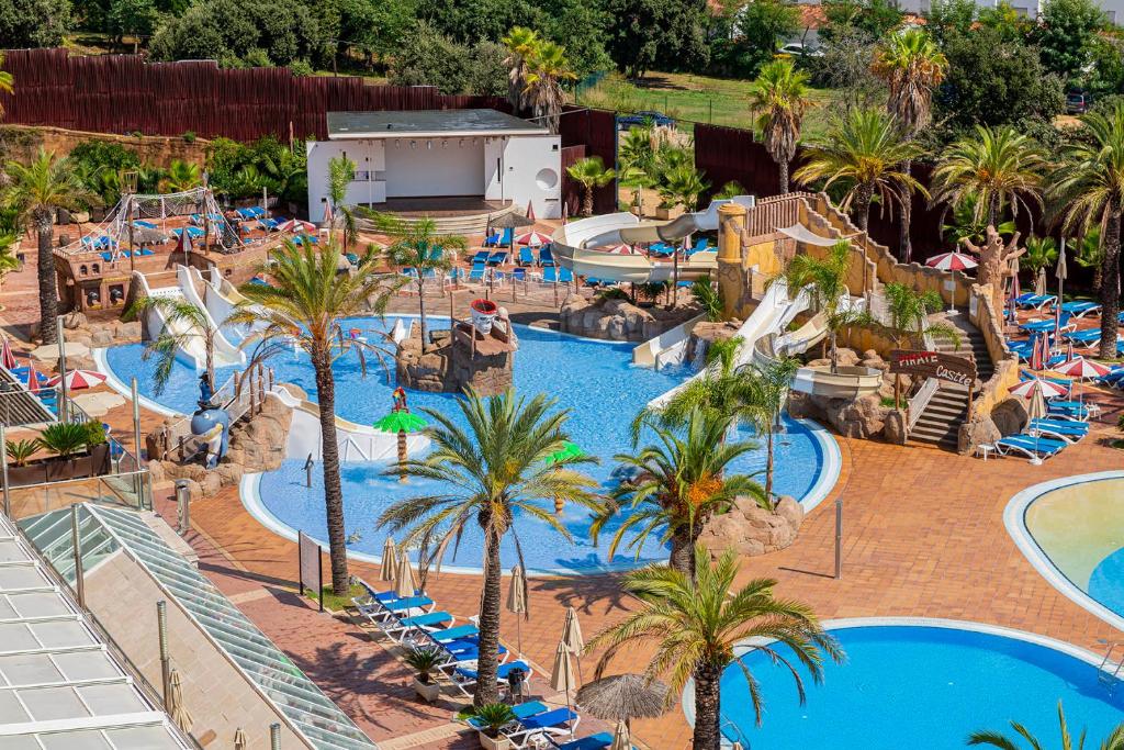 Aparthotel costa encantada