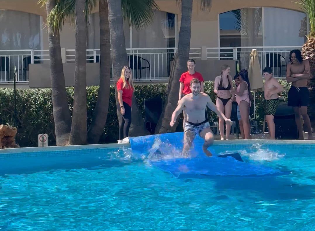 Piscina Simo - descubriendo viajes