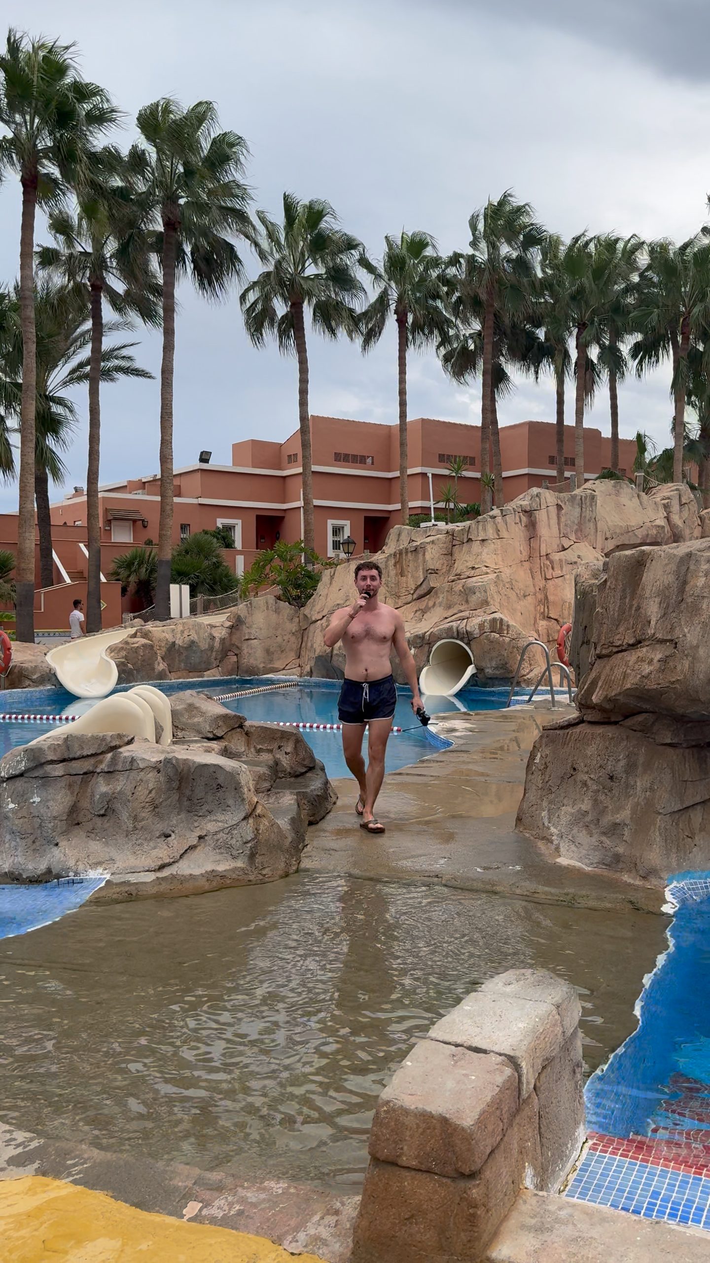 Toboganes Playa Capricho - Descubriendo viajes