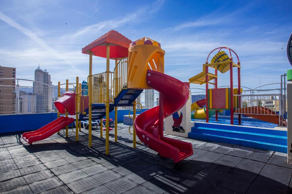 magical cristal park 2 - descubriendo viajes