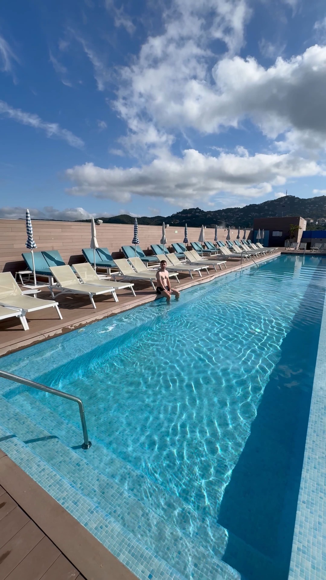piscina infinity - hotel lazure