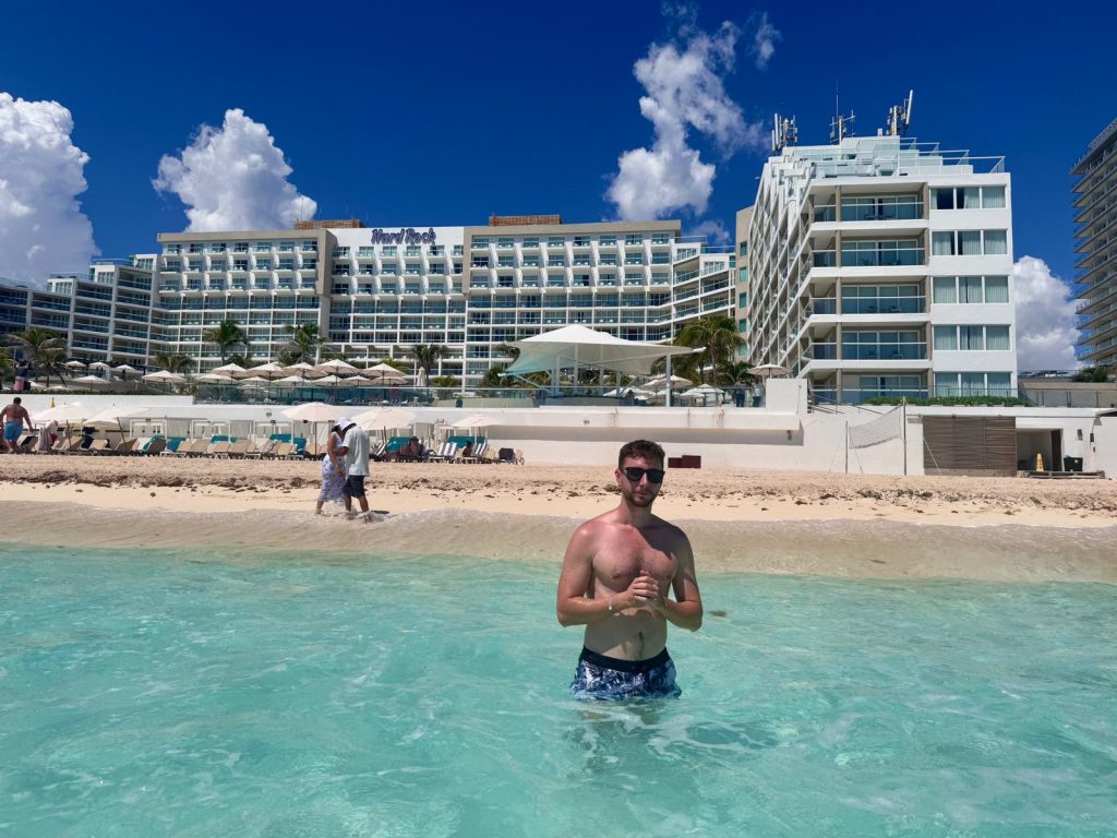 Hard rock cancun playa - descubriendo viajes