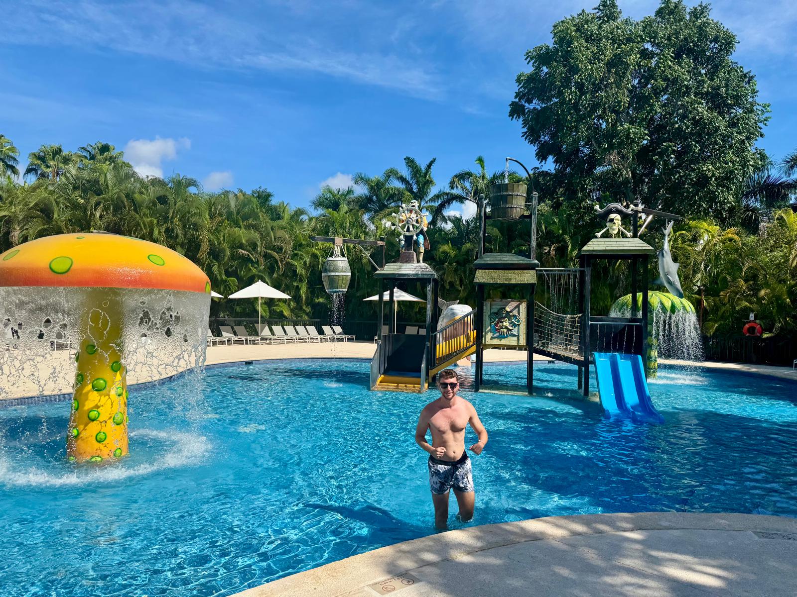 Zona de toboganes infantil del hotel Princess Family Club Riviera