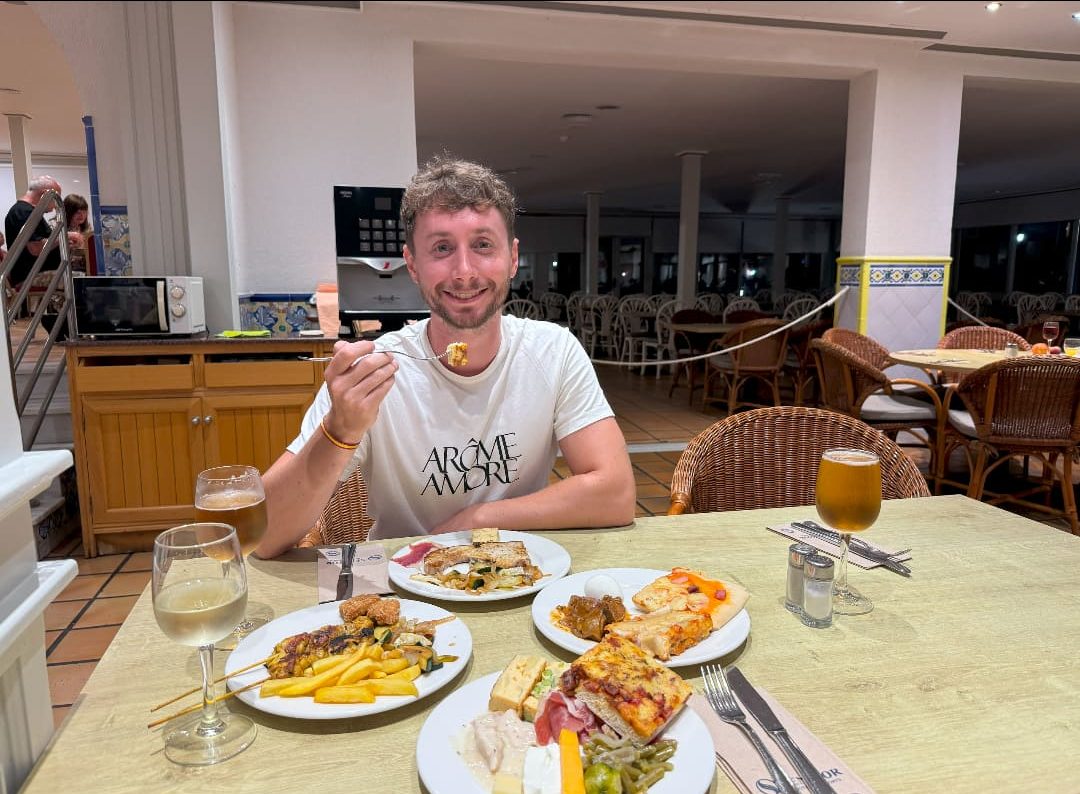 buffet playa capricho - descubriendo viaje
