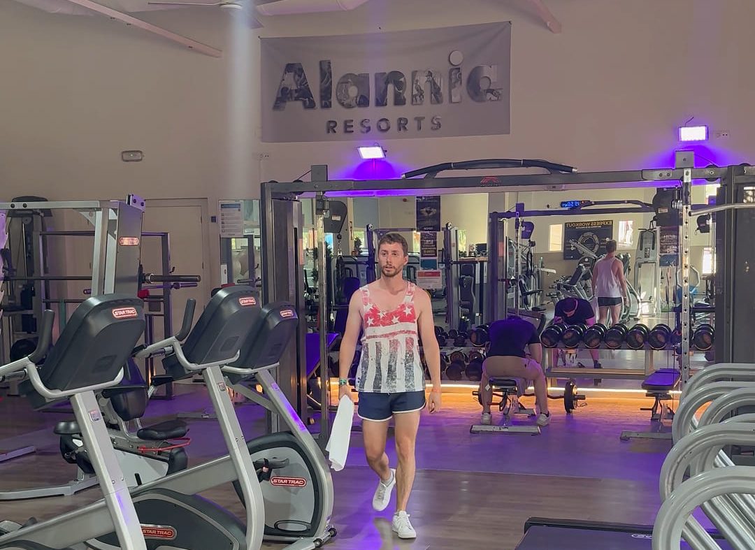 gimnasio alannia costa b - descubriendo viajes