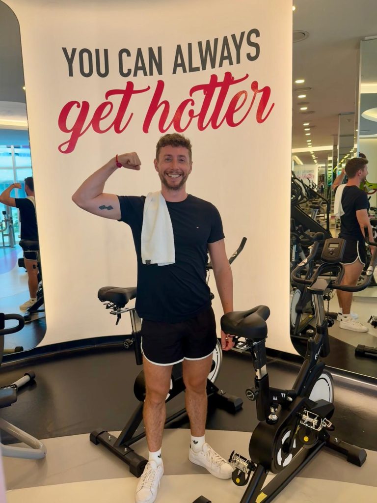 gimnasio del hotel temtation cancun -descubriendo viajes