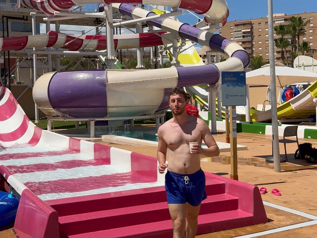 magic world hotel - descubriendo viajes