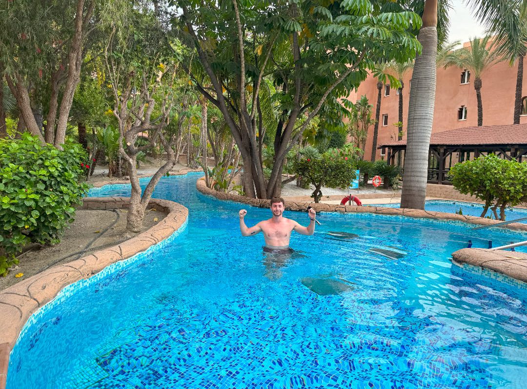 piscina 2 playa calida - descubriendo viajes