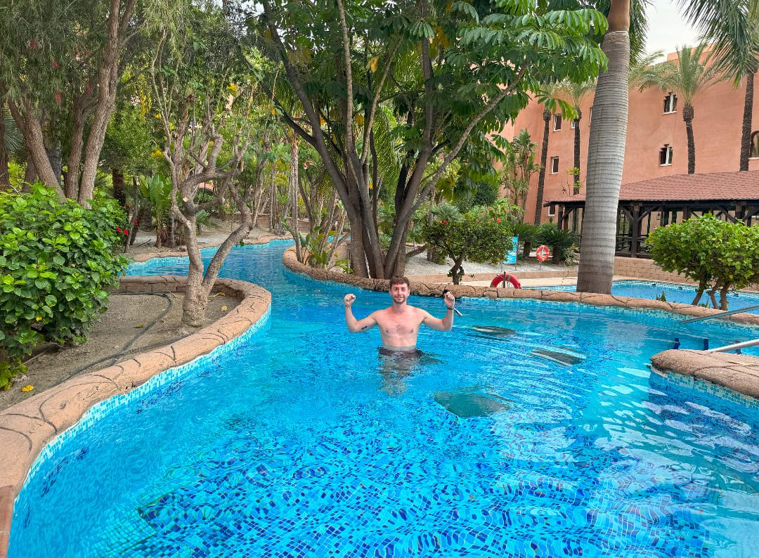 piscina 2 playa calida - descubriendo viajes