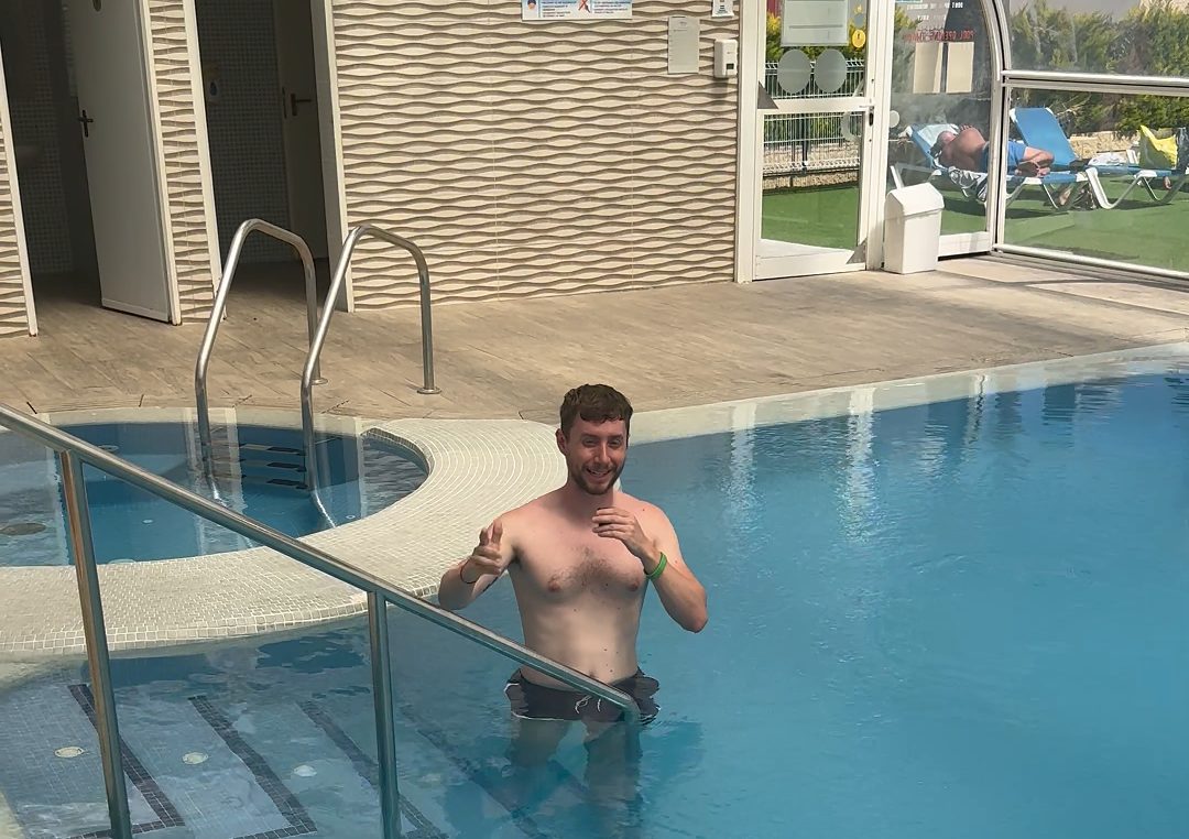 piscina benisol - descubriendo viajes