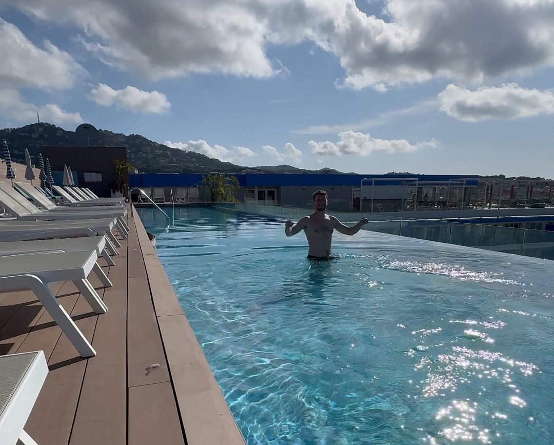 piscina lazure 2 - descubriendo viajes