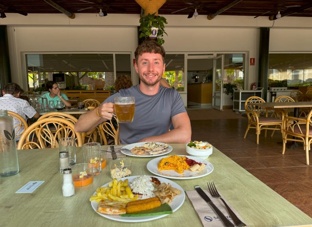 restaurante playa ballena - descubriendo viajes