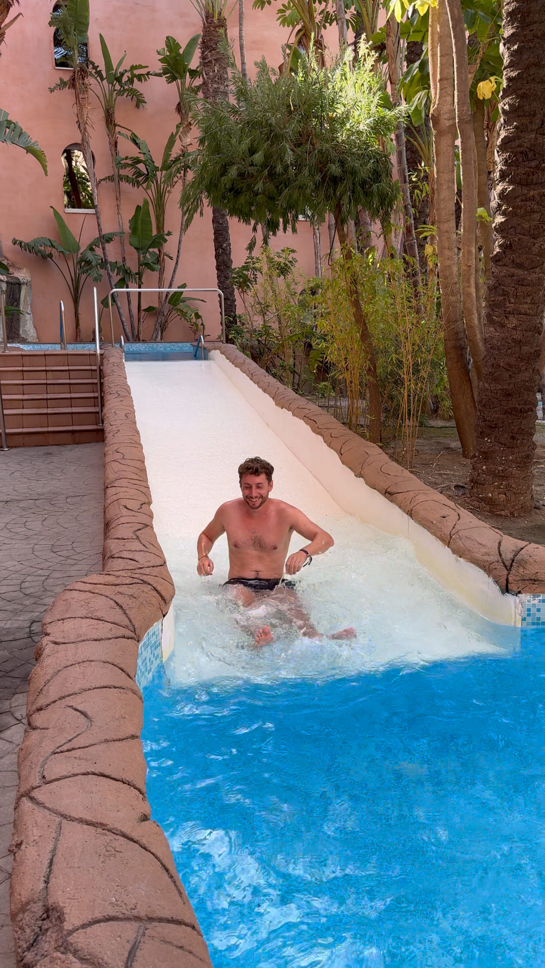 tobogan playa calida 2 - descubriendo viajes