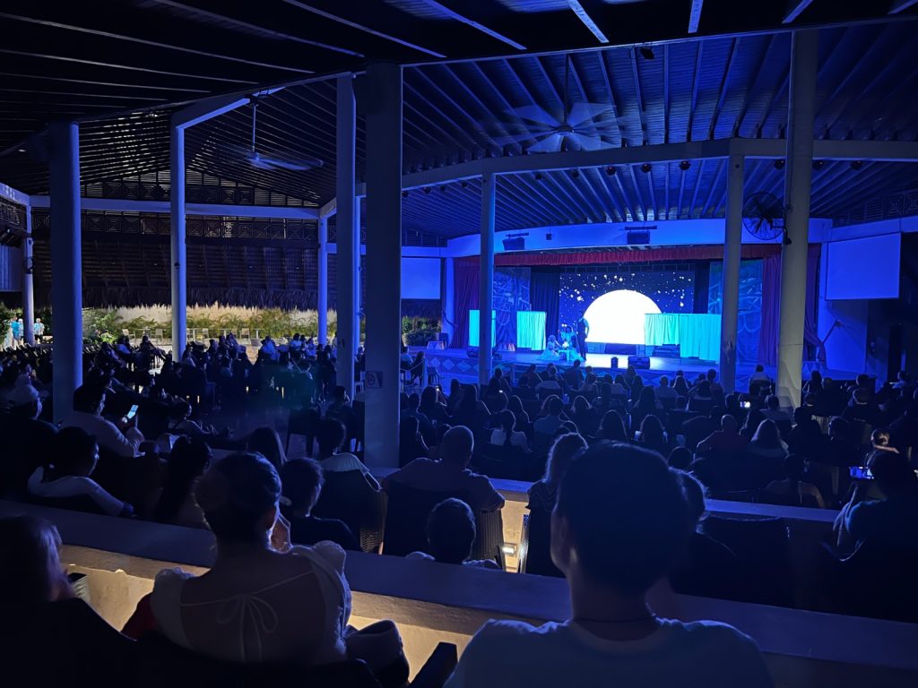 Grand Sirenis Punta Cana shows nocturnos - Descubriendo Viajes (2)