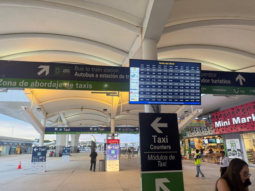 aeropuerto de cancun en septiembre descubriendo viajes