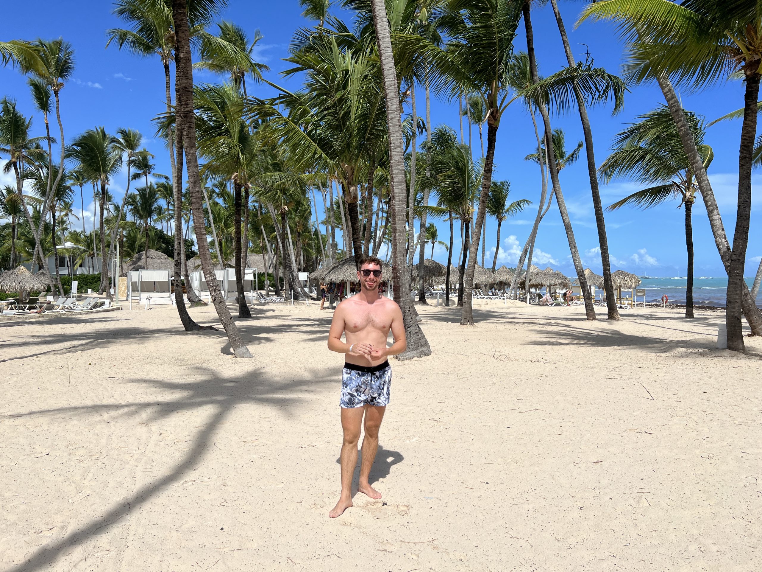 Playa amplia del Meliá Punta Cana Beach sin erosión