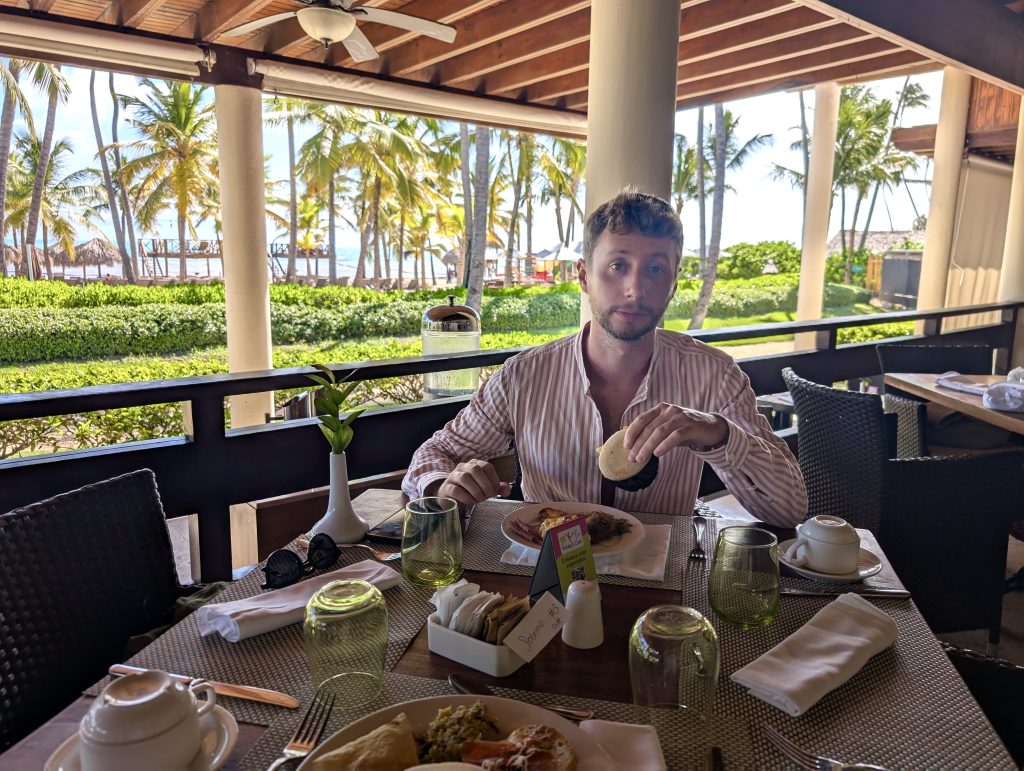 Dreams Royal Punta Cana - buffet - Discovering Stays