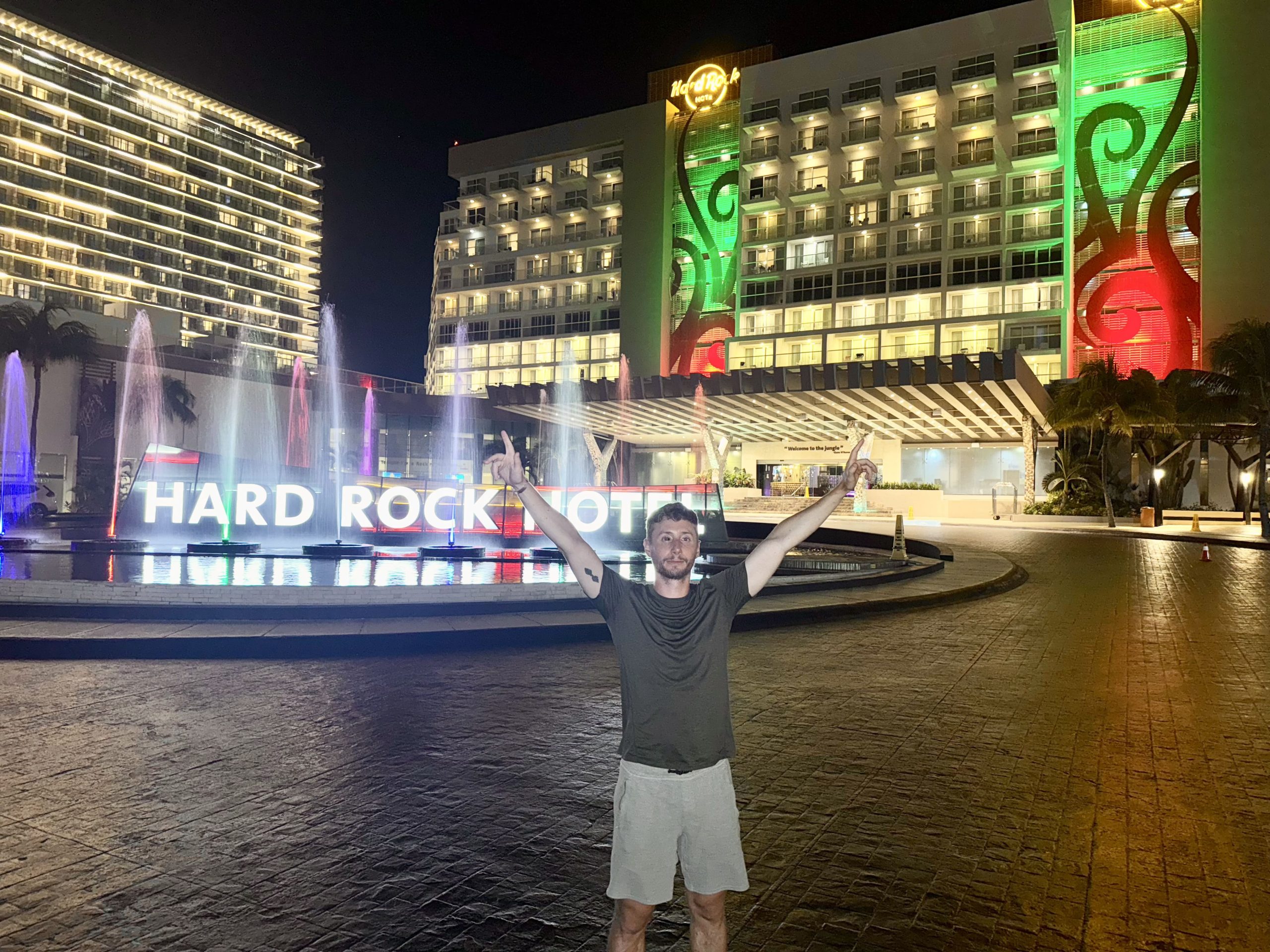 Hard Rock Descubriendo Viajes 11