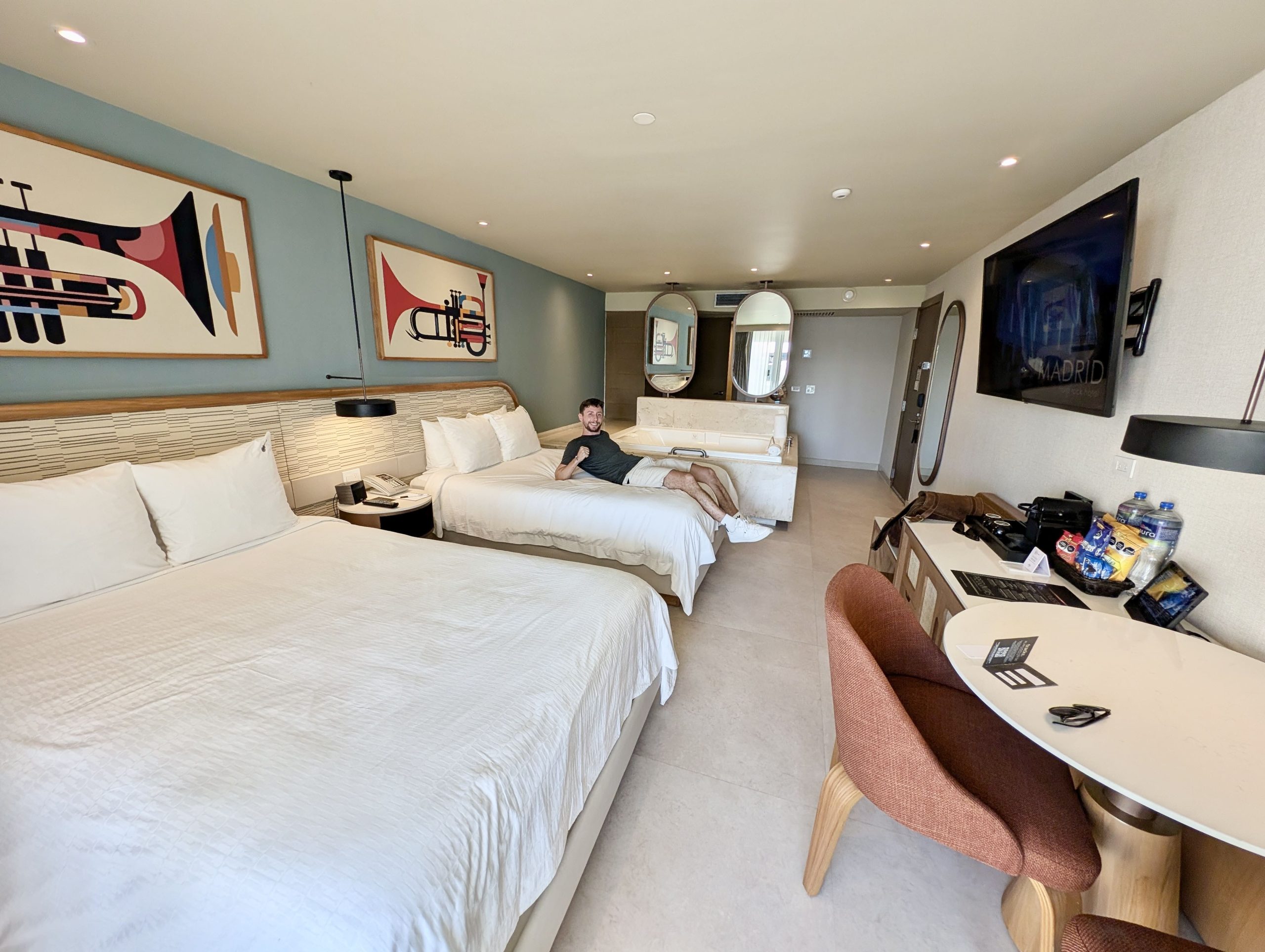 Hard Rock Descubriendo Viajes 18