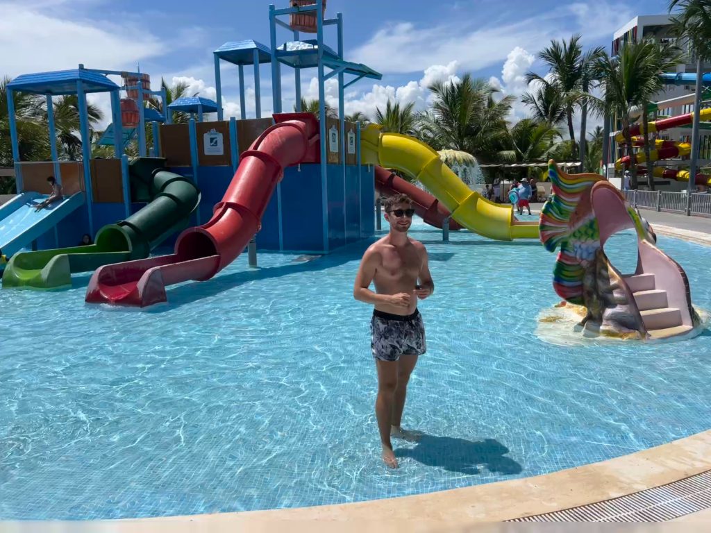 Minipark-RIU Palace Bavaro-Discovering Stays