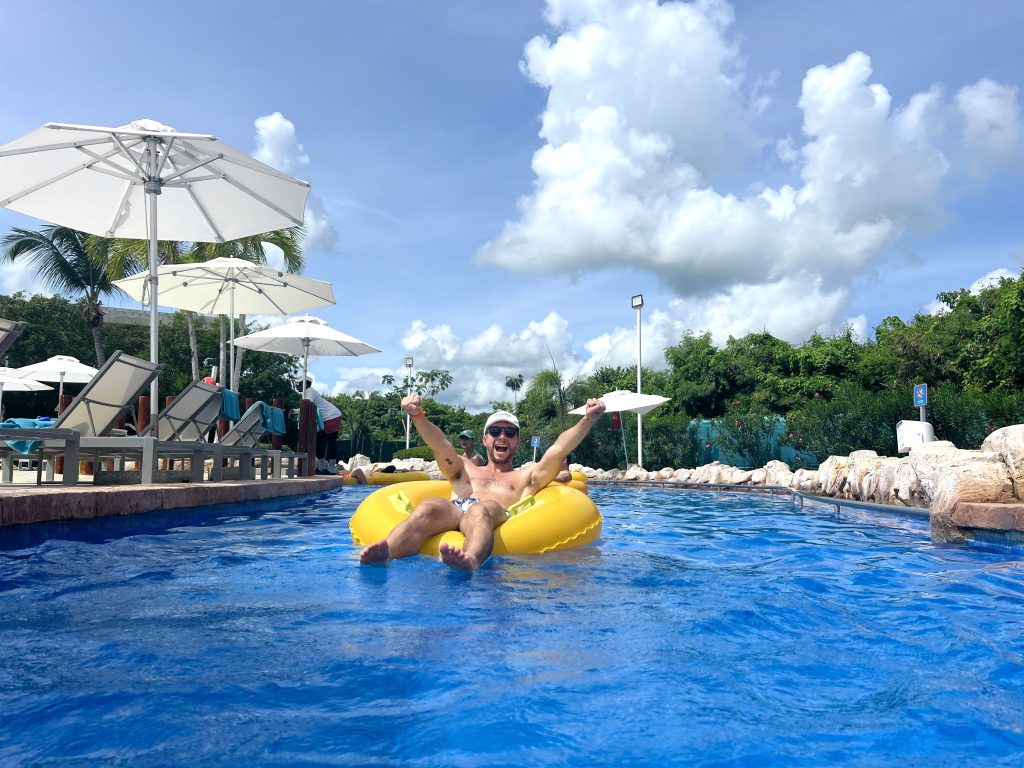 Nickelodeon Punta Cana lazy river- Discovering Stays 16