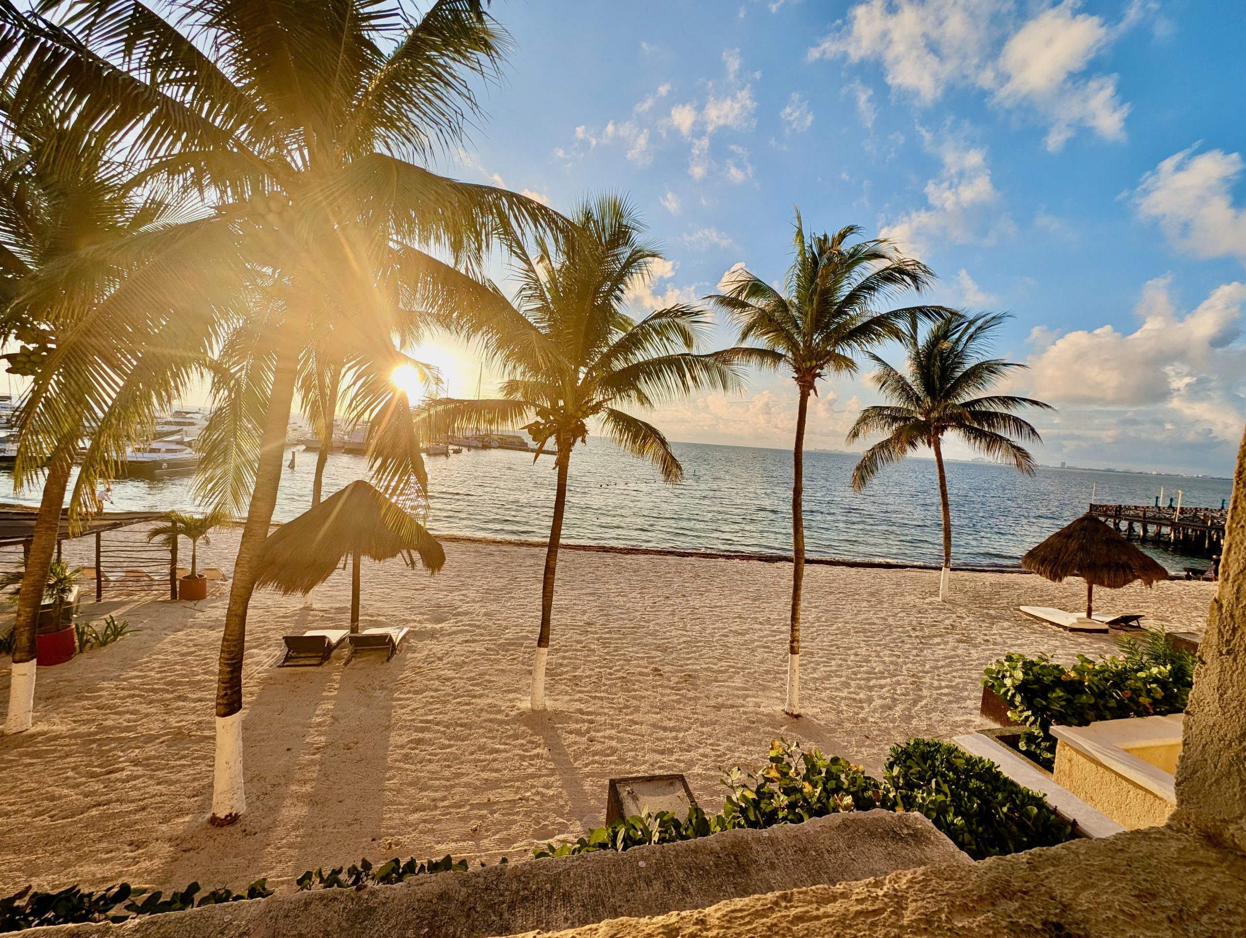 All Ritmo - Cancun -Discovering Stays