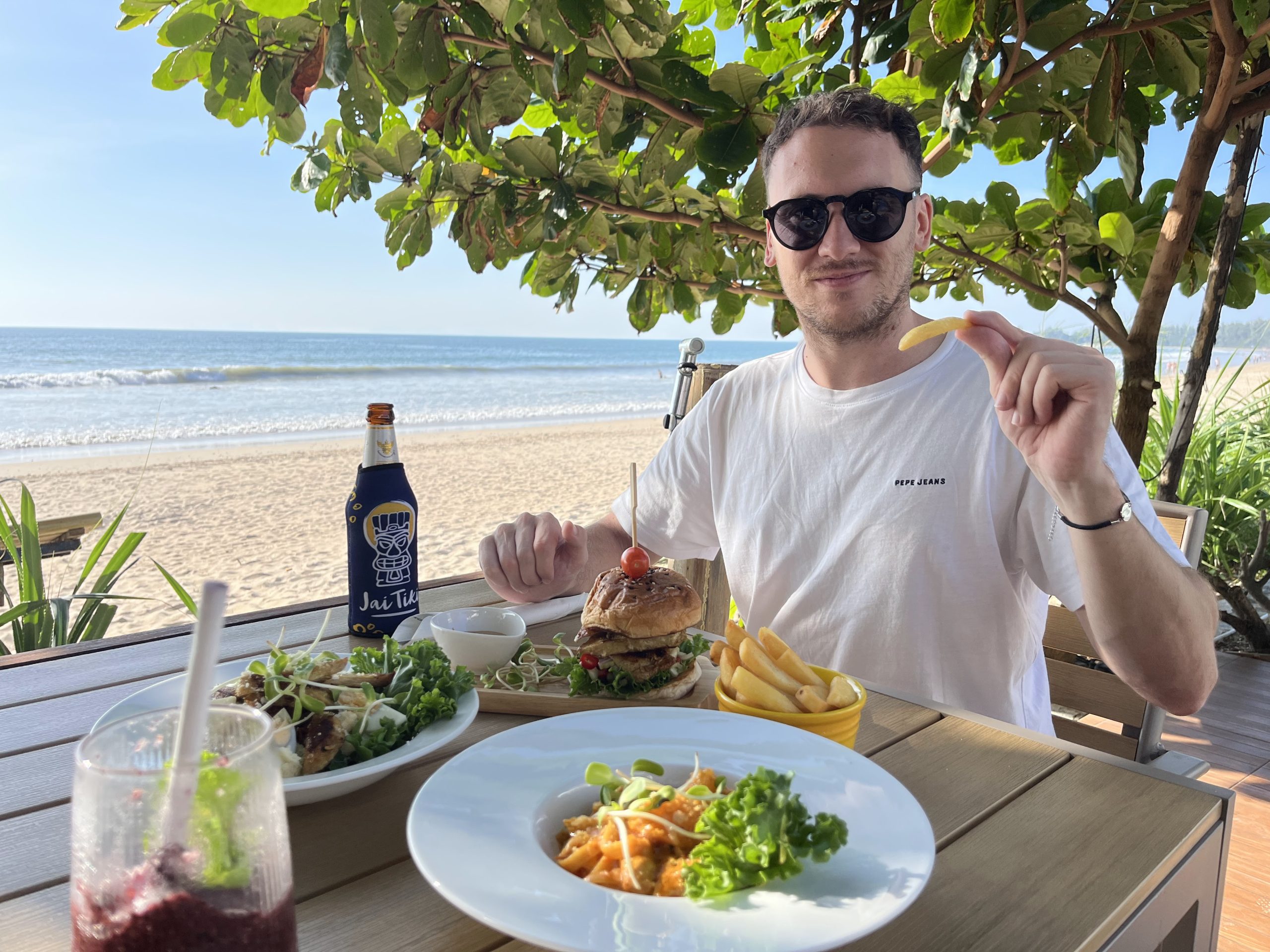 Jai Tiki Bar, on the sand at Klong Dao