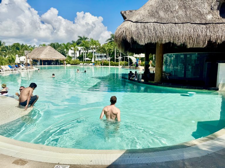 Oceans Riviera Paradise - pool - Discovering Stays